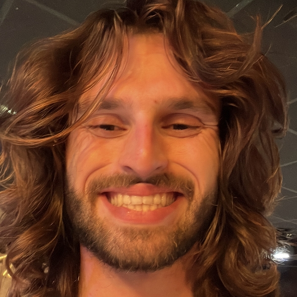 Hugo - Prof de maths - Ifs