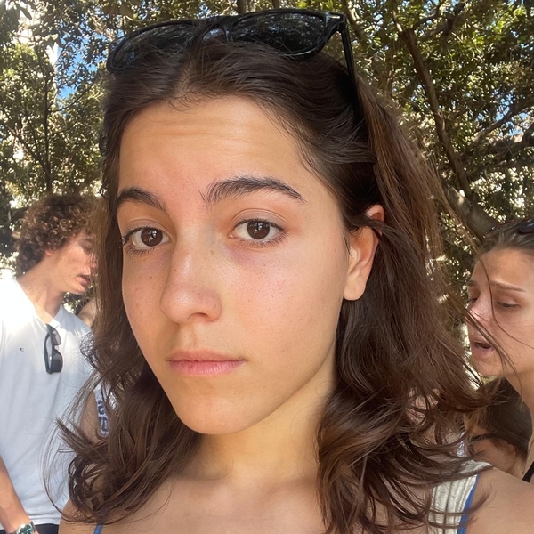 Laura - Insegnante di aiuto compiti - Milano