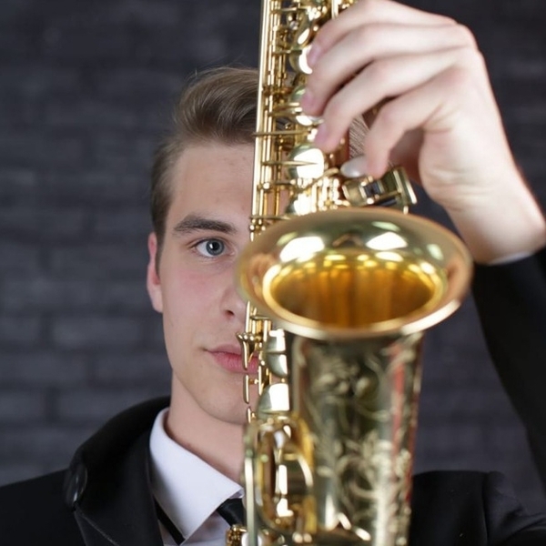 Vladislav - Lehrkraft für Saxophon - Münster