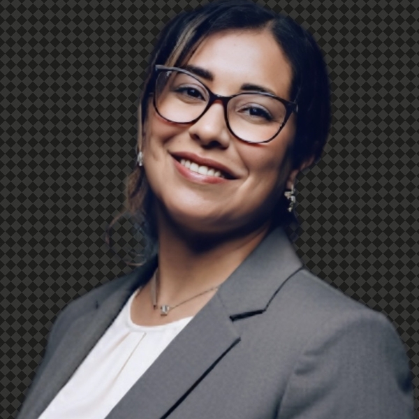 Oumaima - Prof de maths - Lille