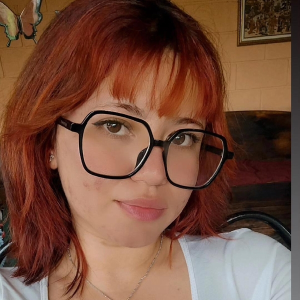 Stephanie - tutor académico - Alajuela