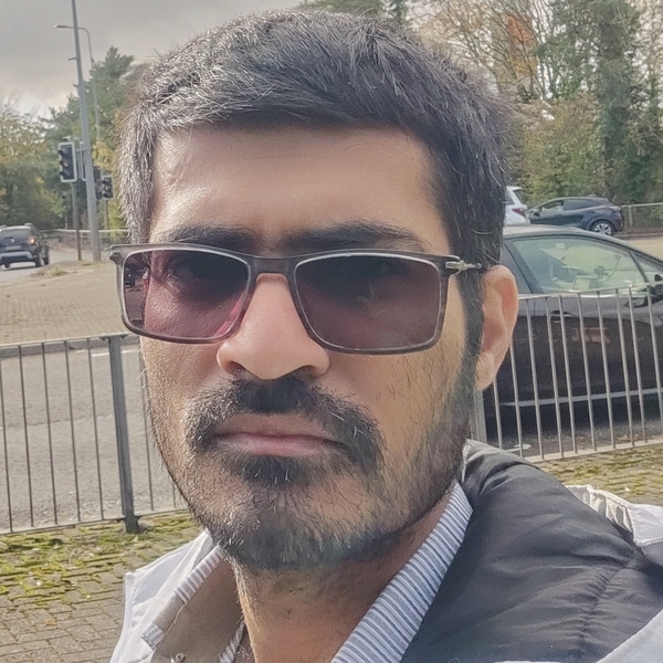 Shariq - Maths tutor - Cardiff