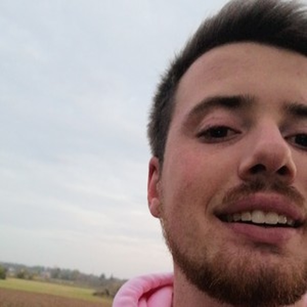 Simon - Prof de compréhension orale - anglais - Saint-Vallier