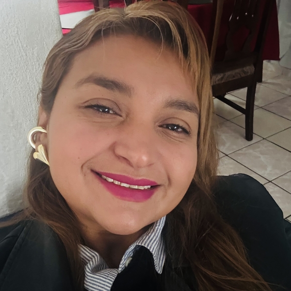 Claudia - tutor académico - Ciudad de México