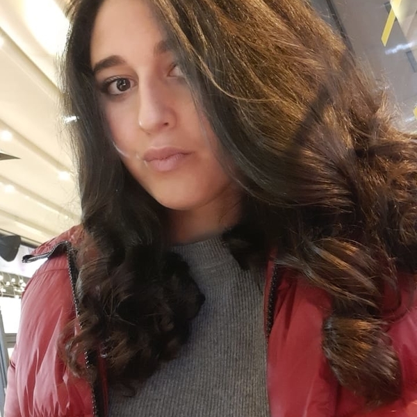 Benedetta - Insegnante di francese - Taranto