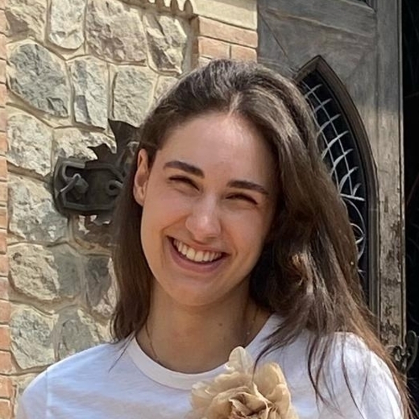 Emma - Insegnante di aiuto compiti - Ferrara