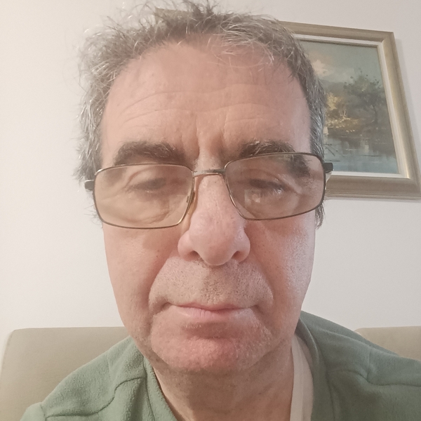 Davide - Insegnante di aiuto compiti - Milano