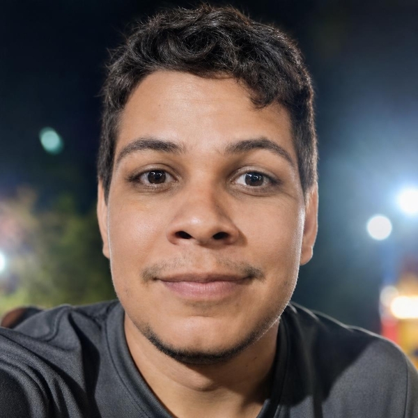 Ananias - Professor de programação - São Luís
