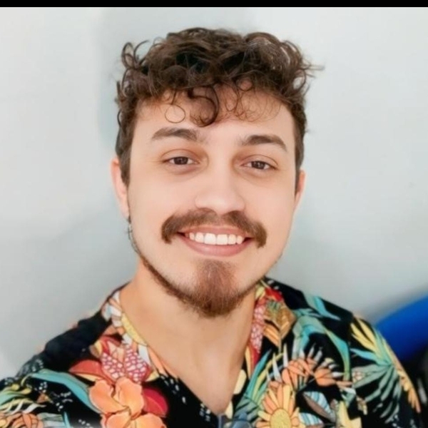 José - Professor de matemática - São Luís