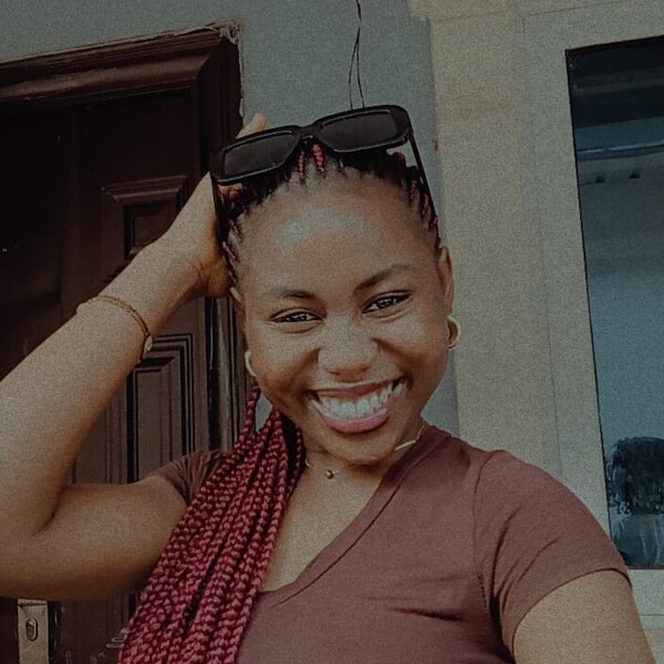 OLUFADE - English tutor - Lagos