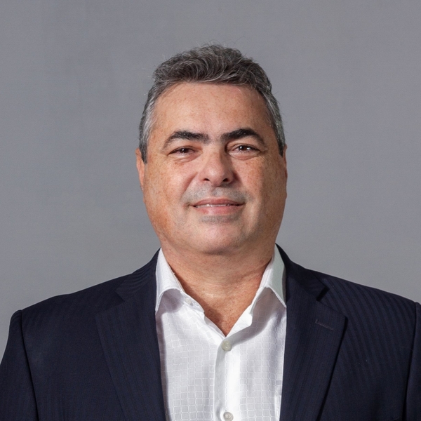 Andre - Prof de marketing - Cabo Frio