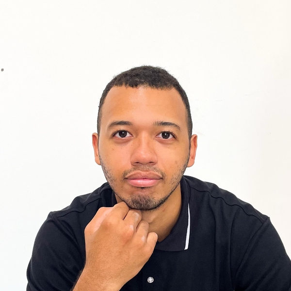 Paulo - Professor de matemática - São Luís
