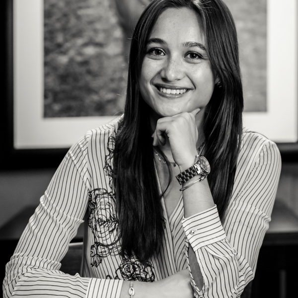 Nina - Prof d'anglais - Colombes