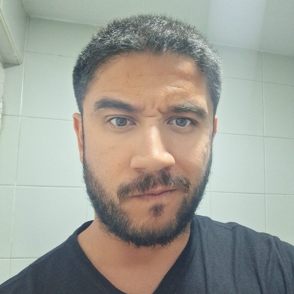 Andres felipe - Professor de espanhol - Salvador