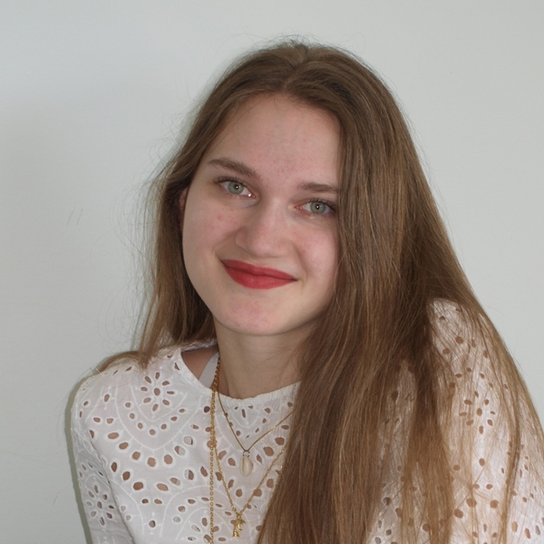 Nina - Prof de chimie - Strasbourg