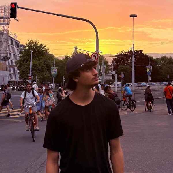 Salah fares - Prof de maths - Villejuif