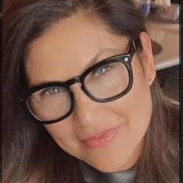 Angela - English tutor - Montreal
