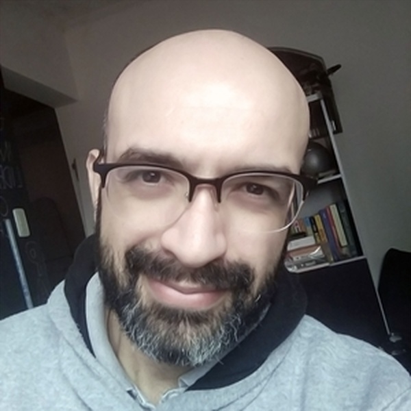 Maciel - Professor de engenharias - Vila Claraval