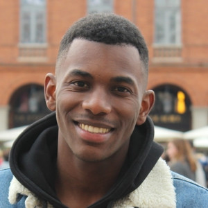 Ahmed - Prof d'initiation informatique - Paris