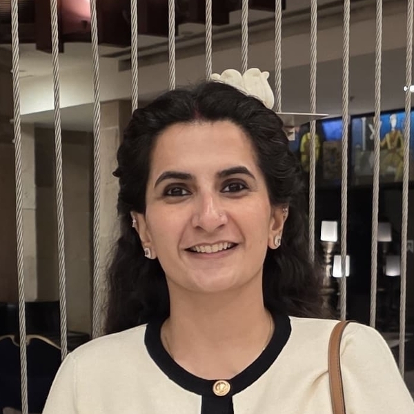 Nidhi - English tutor - Gurugram