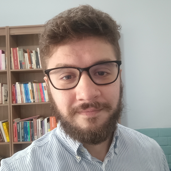 Gabriel - Professor de Filosofia - Glória