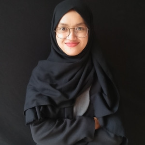 Nita - Guru photoshop - Bojongsoang
