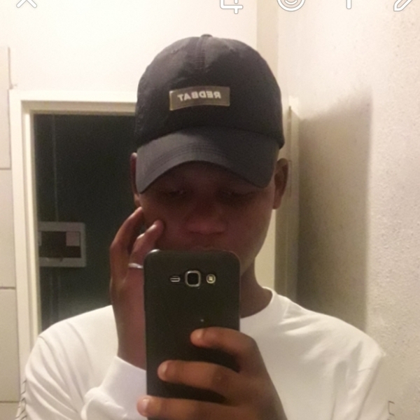 Sithembiso - Maths tutor - Cape Town