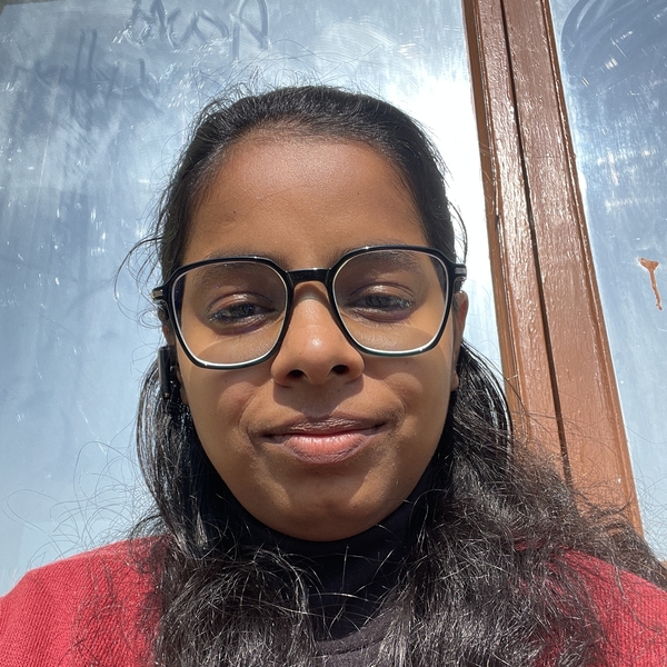 Pooja - Biology teacher - Ara