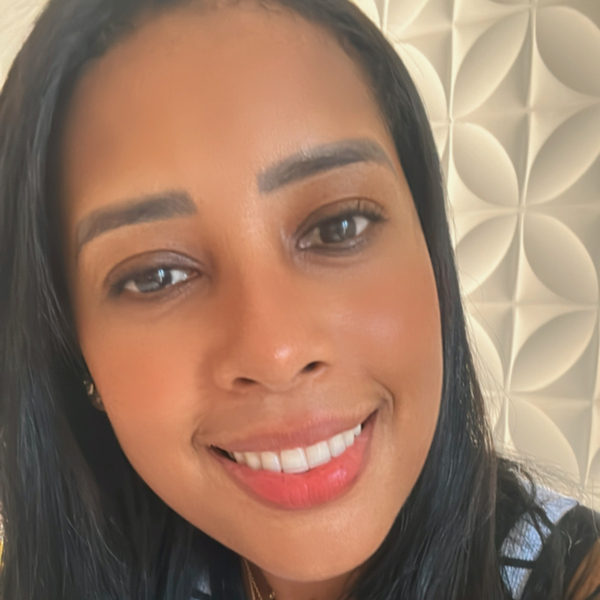 Sheila - Professor de reforço escolar - Salvador