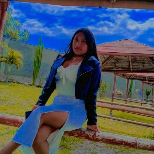 Flor - Profe de física - Trujillo