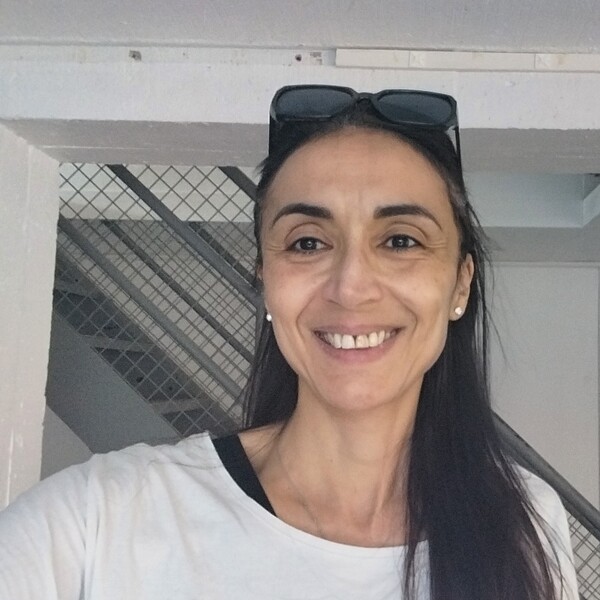 Bouchra - Prof de maths - Lorient