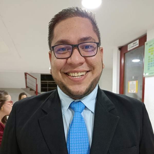 Roberto - Profesor de programación - 