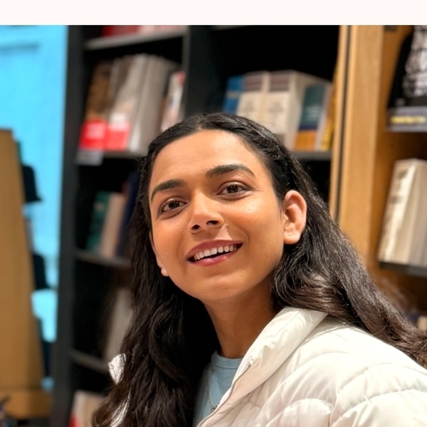 Kanchan - Hatha yoga tutor - Crawley