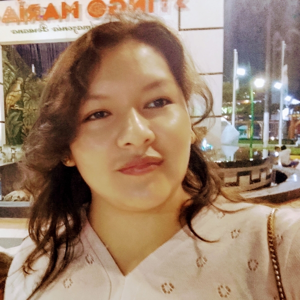 Milenia - profesor de español para extranjero - Tingo María