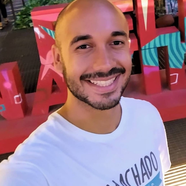 Vinicius - Prof de enfermagem - Botucatu