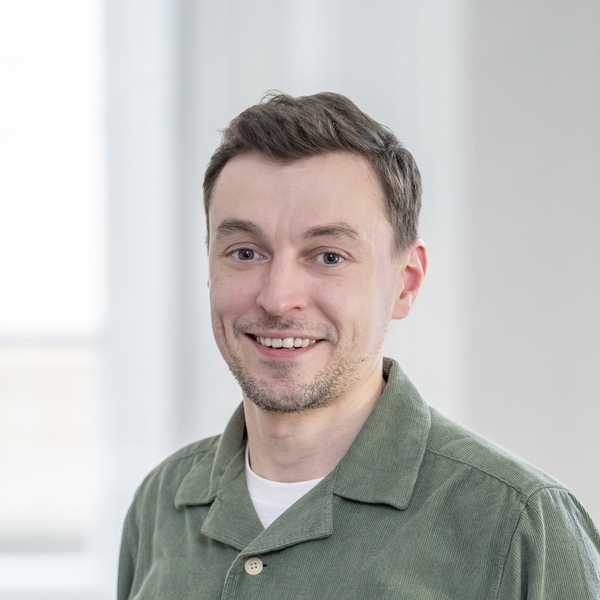 Igor - Economics tutor - London