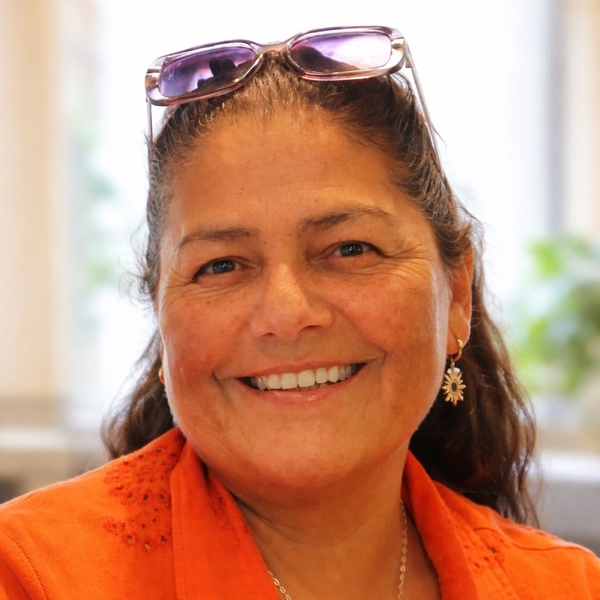 Dina - Profesor de lenguaje y comunicación - Villa Alemana