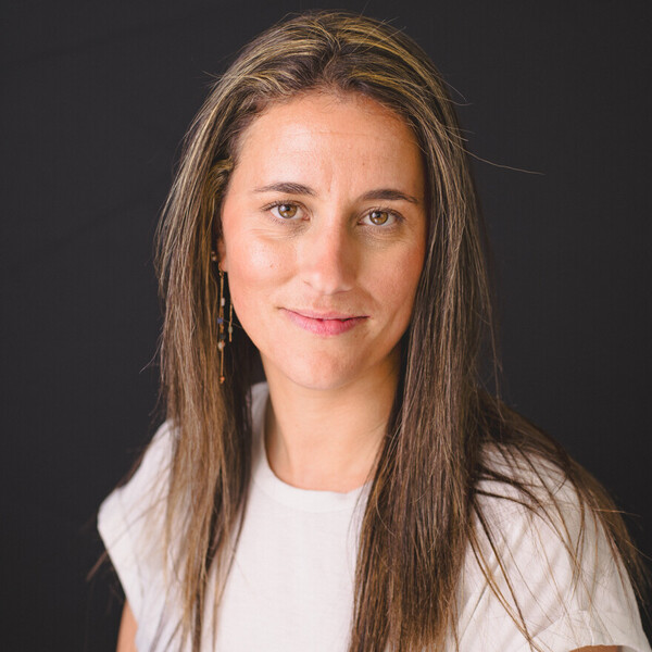 Iris - profesor de español - Rionegro