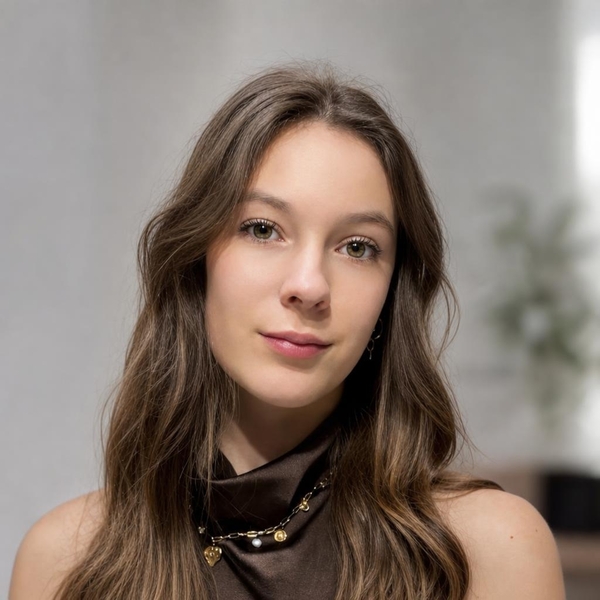 Louisa - Prof d'aide aux devoirs - Indre
