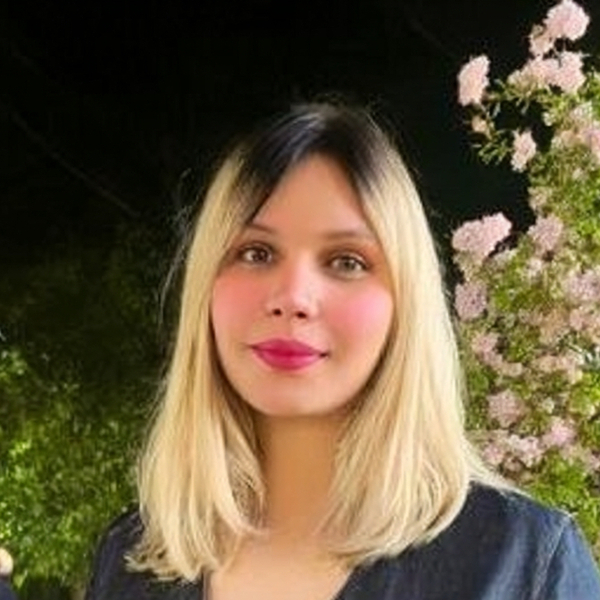 Victoria - Spanish tutor - Newcastle