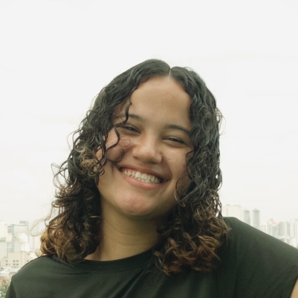 Maria - Professor de matemática - Macapá