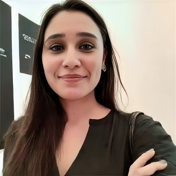 Bella - Singing tutor - Toronto