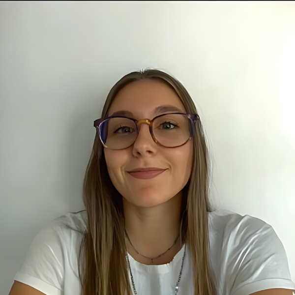 Zoya - Computer programming tutor - Townsville