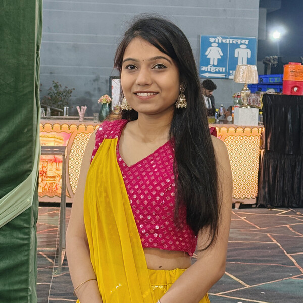 Kirti - Biology teacher - Sri Ganganagar