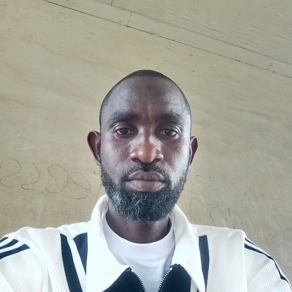 Ifeoluwa - Maths teacher - R60/h