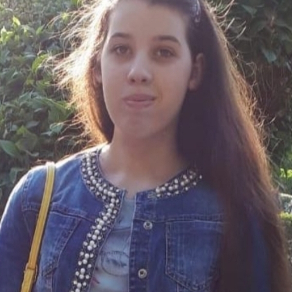 Amanda - Latviešu valoda skolotājs - Ventspils