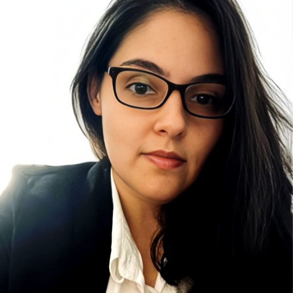 Ivy - Biology Tutor - Dubai