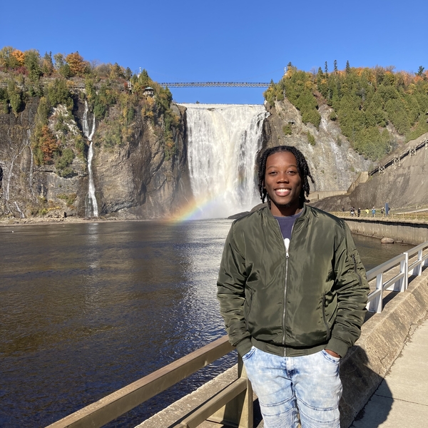 Loan - Prof de maths à Paris - 21€/h