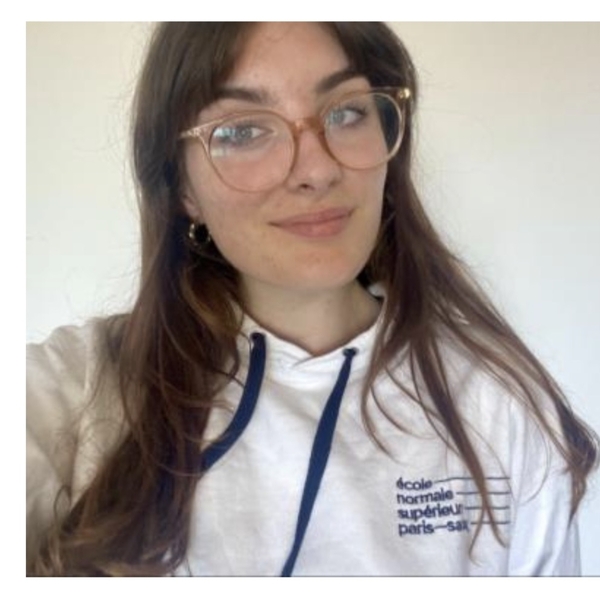 Jeanne - Prof de biologie - Lyon