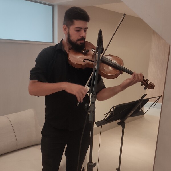 Charliston Cruz - Violin tutor - London